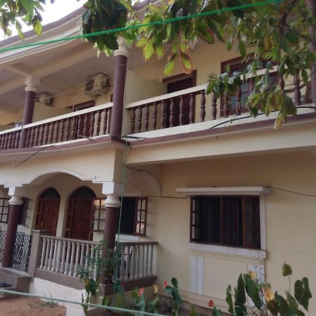 21In Guest House 卡兰古特 外观 照片